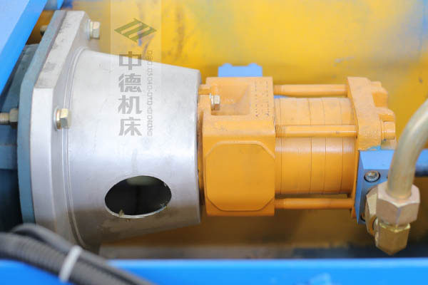ZDPK-10032采用國(guó)內(nèi)一流品牌電機(jī)及油泵，動(dòng)力強(qiáng)勁，噪音低