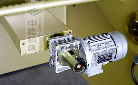 ZDS-1032后檔料減速電機(jī)，質(zhì)量好，模擬運(yùn)算定位速度快.jpg